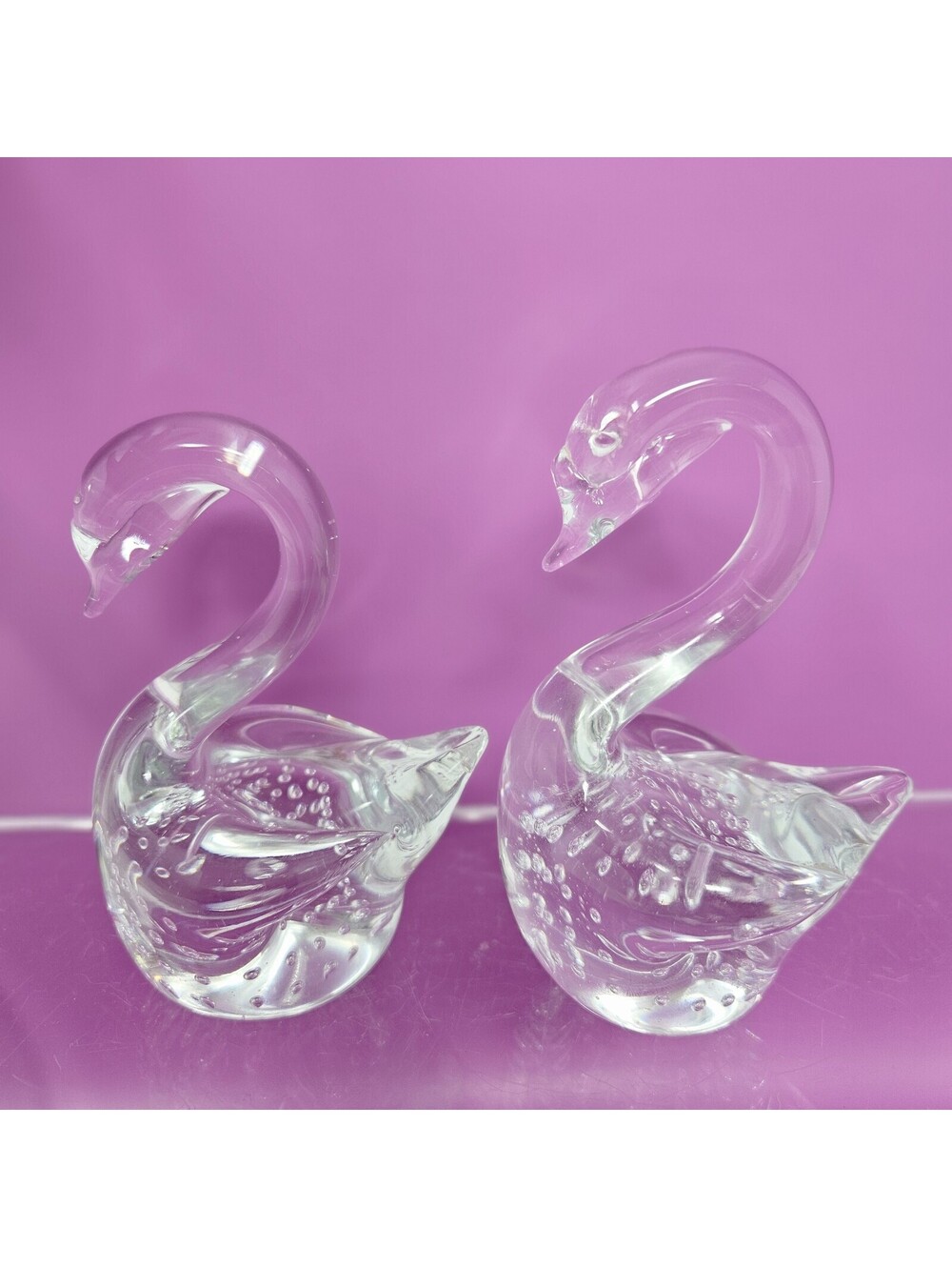 2 Vintage Blown Glass Swans With Tiny Bubbles Design Inside Figurine (4'') Pair